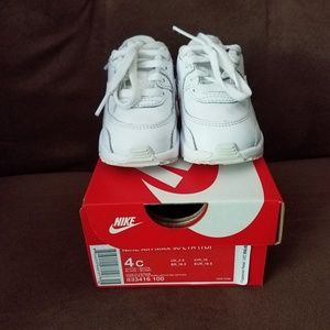 Infant sneakers